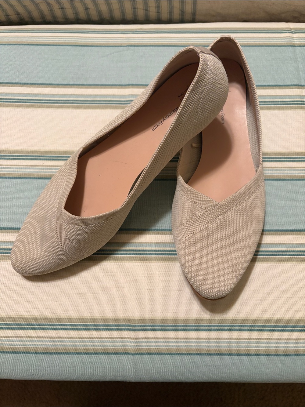 Time and Tru Women's Light Beige Slip-On Flats